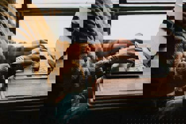 Umbraco.Cms.Core.Models.MediaWithCrops`1[Umbraco.Cms.Web.Common.PublishedModels.Image]